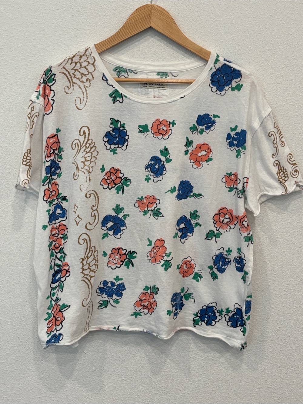 Free People We The Free Women’s White Floral Short-Sleeve Tee Size M